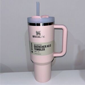 Stanley 40oz bloom light pink NWT 💖